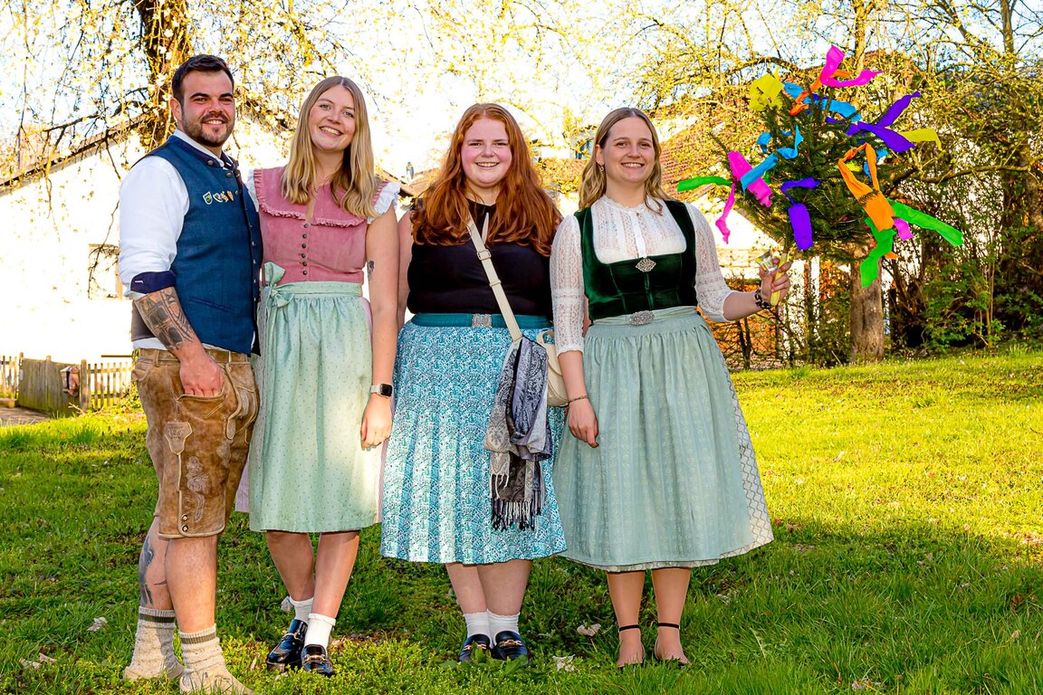 Image: ja-28913-maibaumbettler-hohenried-2026.jpg