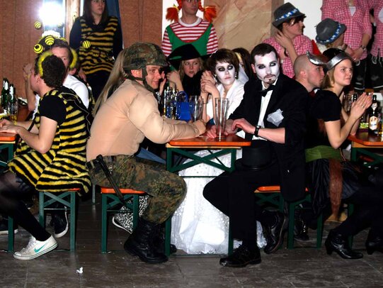 Thumbnail: _2110065.jpg