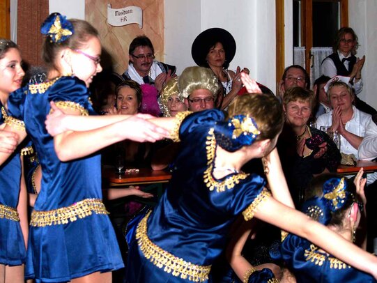 Thumbnail: _2110066.jpg