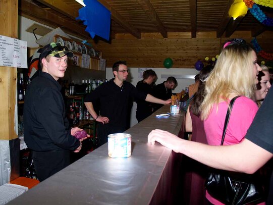 Thumbnail: _2110085.jpg