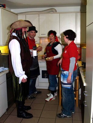 Thumbnail: _2110092.jpg