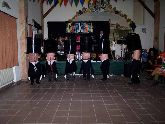 Thumbnail: _2120204.jpg